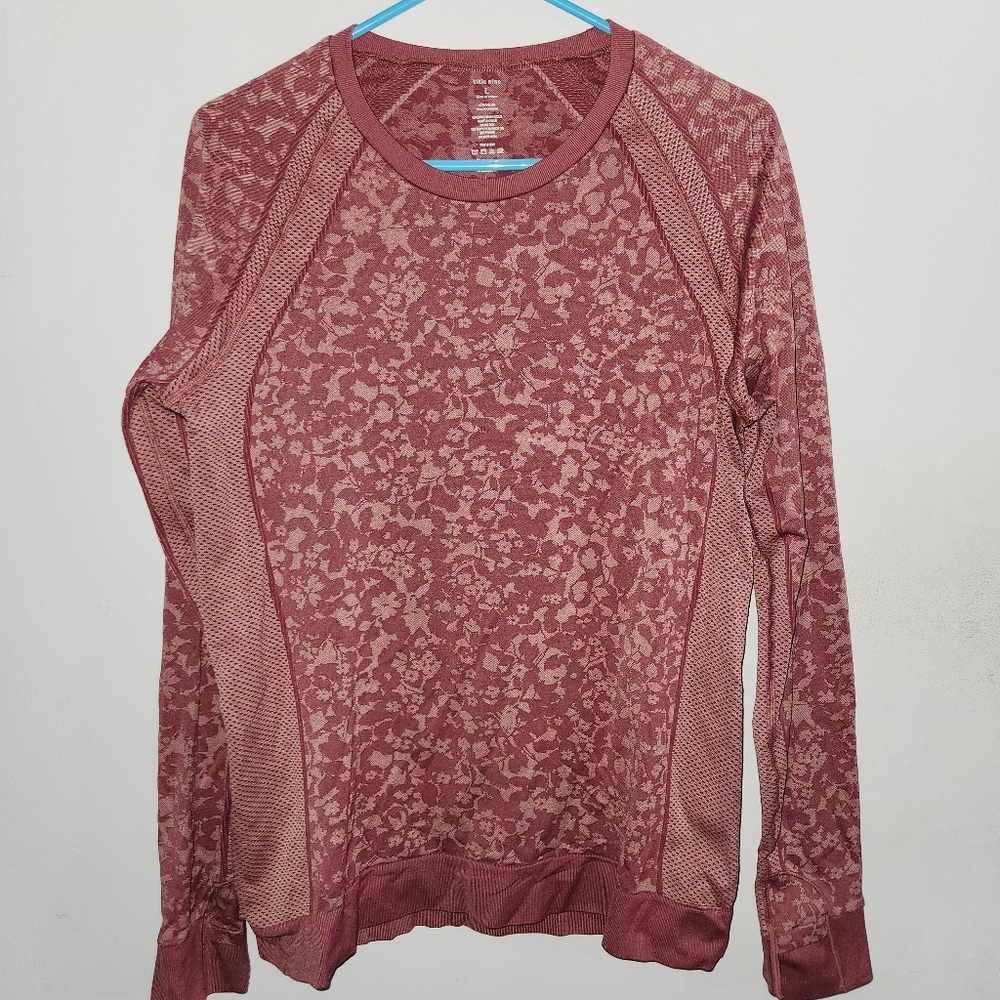 Title Nine Maroon Red Floral Long Sleeve Base Layer Large